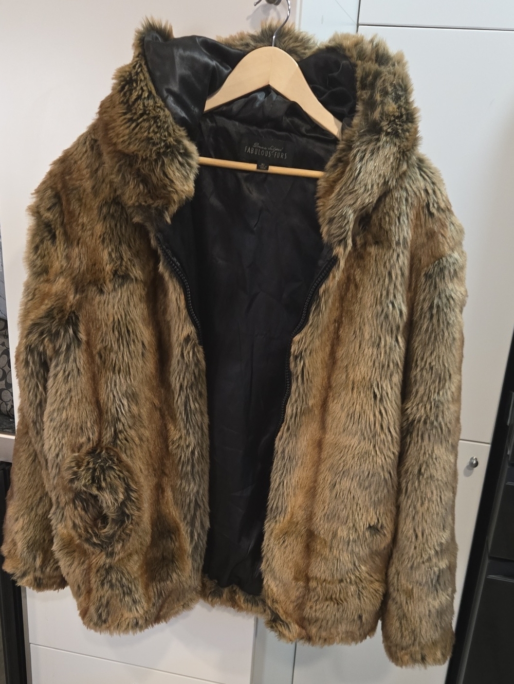 C'mon WINTER! Donna Salyers Fabulous Furs Hooded Coyote Faux Fur Bomber XL